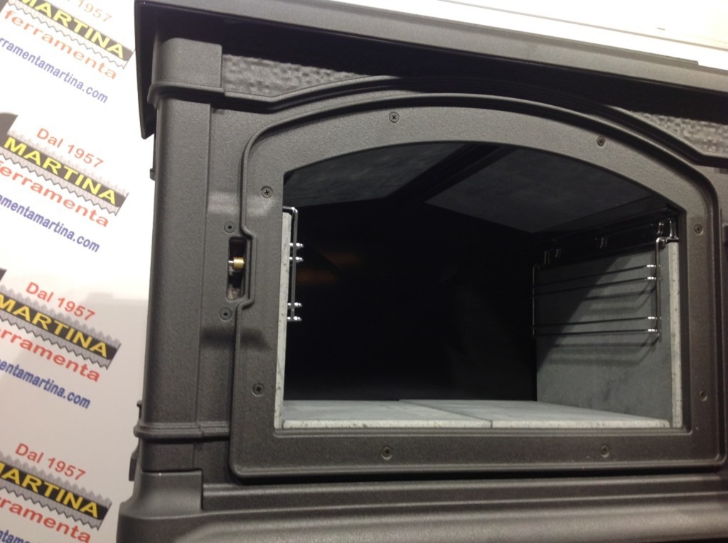 Отопительно-варочная печь La Nordica Isotta con Forno Evo